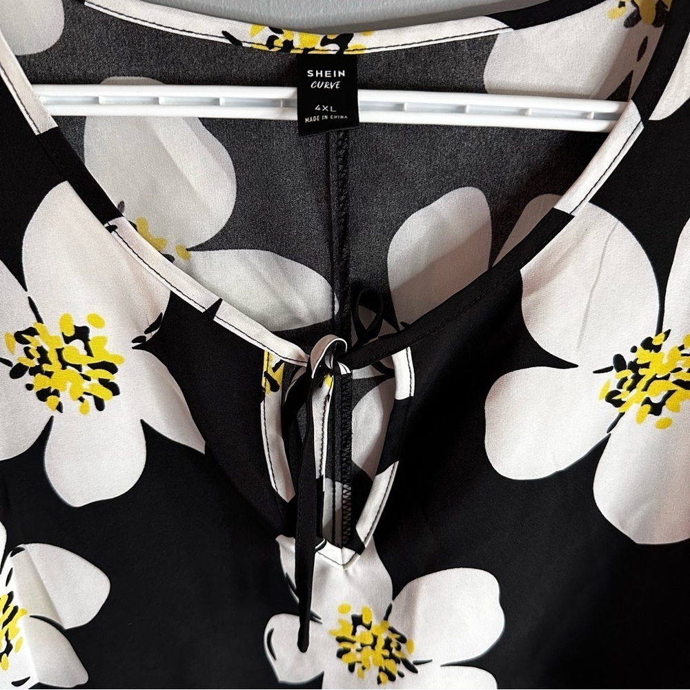SHEIN Blouse 4XL Black, White, Yellow, Floral, Frill Sleeves, Frill Detail - Picture 2 of 8